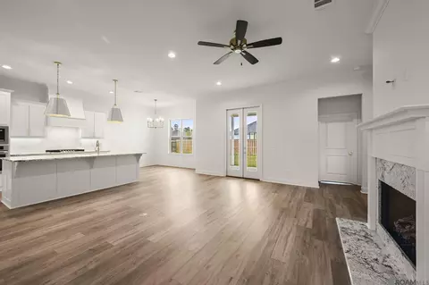 35201 Cane Market Rd, Denham Springs, LA 70706