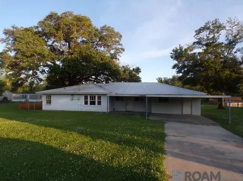 77390 Park, Maringouin, LA 70757