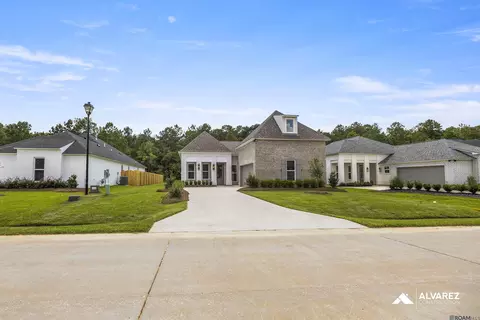 5041 Scotts Bayou Ln, Madisonville, LA 70447
