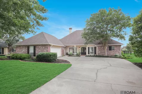 15348 Randi Ct, Prairieville, LA 70769