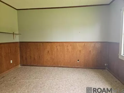 Other - 208 Bowman St, Berwick, LA 70342 photo 8 of 11