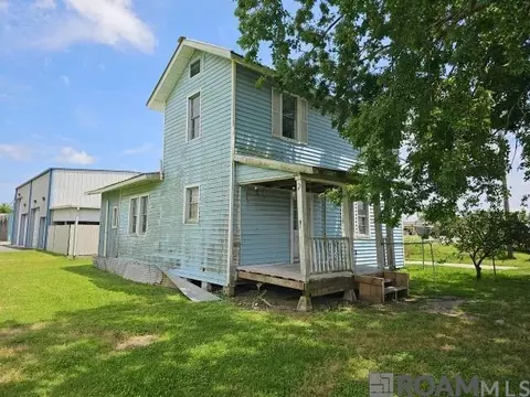Other - 208 Bowman St, Berwick, LA 70342 photo 3 of 11