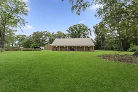 810 Lemon B Rd, Slaughter, LA 70777