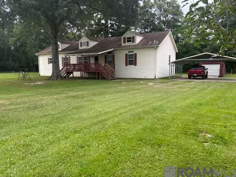37038 Myerson Ln, Walker, LA 70785