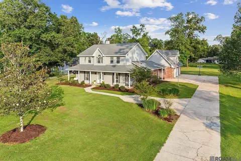 17630 Creek Hollow Rd, Baton Rouge, LA 70817