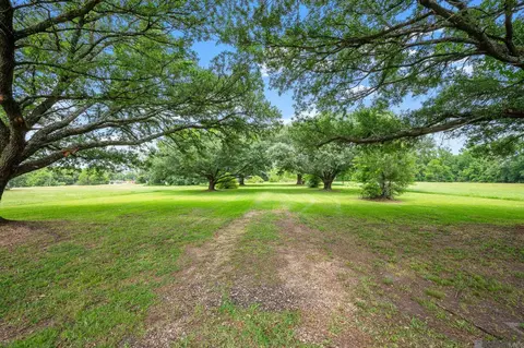 8085 Hooper Rd, Baton Rouge, LA 70811