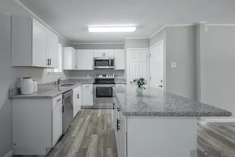 Kitchen - 4367 Wimbish Dr, Baker, LA 70714 photo 3 of 3