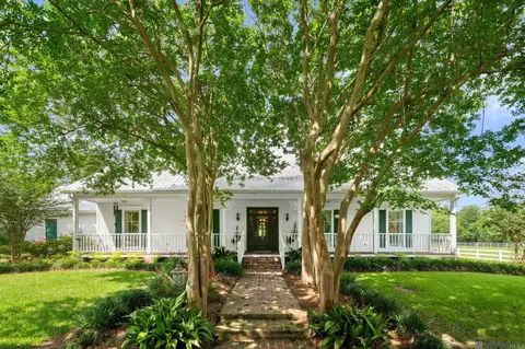 12323 Blackwater Rd, Baker, LA 70714