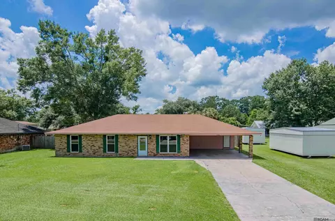 11323 Triche Rd, Gonzales, LA 70737