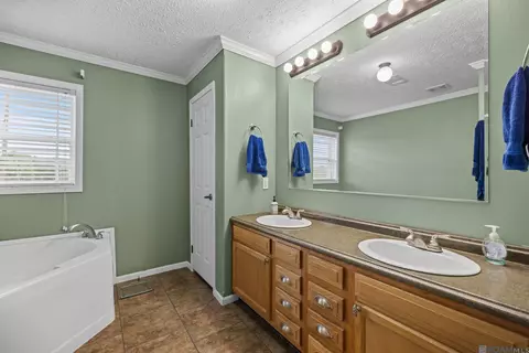 23611 Riley Rd, Pride, LA 70770 photo 12