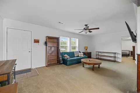 23611 Riley Rd, Pride, LA 70770 photo 5