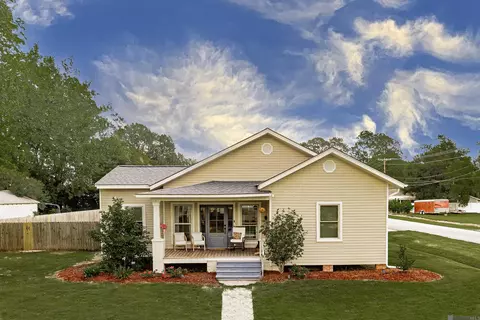 204 Lejeune St, New Roads, LA 70760