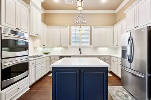 3760 Club View Ct, Zachary, LA 70791
