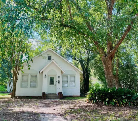 416 East Dr, Baton Rouge, LA 70806