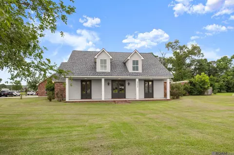 45023 Bernice Ln, Saint Amant, LA 70774