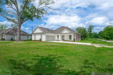 33690 Clinton Allen Rd, Denham Springs, LA 70706