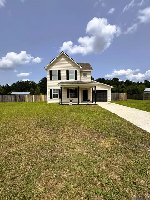 35024 Madisonville Dr, Denham Springs, LA 70706