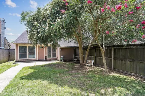 5106 Brightside View Dr, Baton Rouge, LA 70820