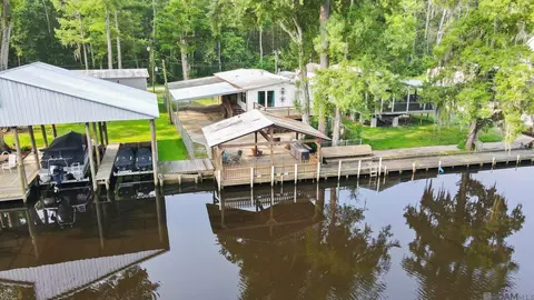 19205 River Bend Rd, Maurepas, LA 70449