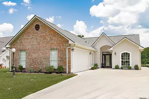 13522 Bayou Terrace Dr, Saint Amant, LA 70774