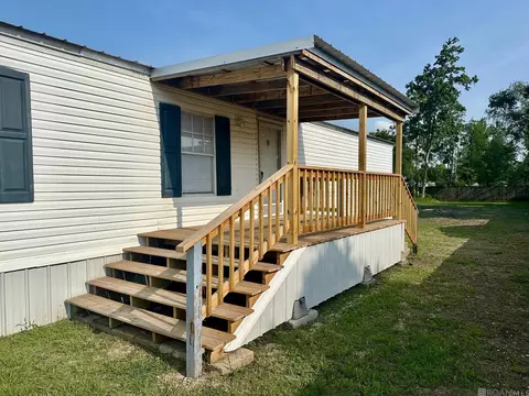 44091 Maurice Bourgeois Rd, Saint Amant, LA 70774