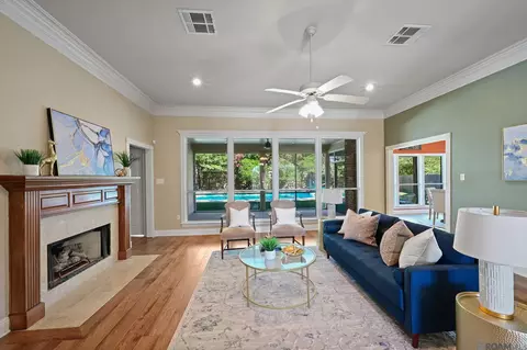18107 Ferry Lane Ave, Baton Rouge, LA 70816