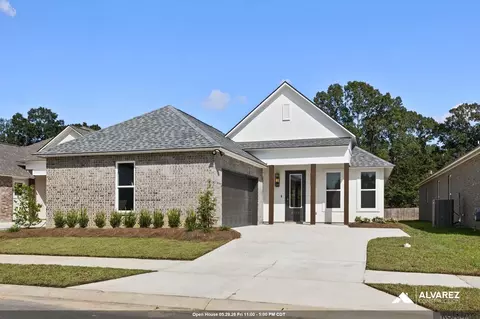 6905 Garden Hill Dr, Baton Rouge, LA 70817