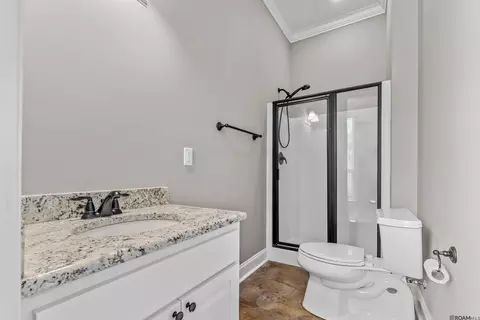 Bath - 15822 Blackstone Dr, Pride, LA 70770 photo 4 of 4