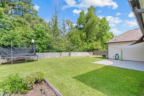Exterior - 15822 Blackstone Dr, Pride, LA 70770 photo 3 of 3