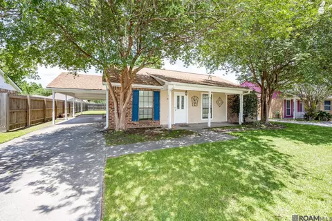 2014 E Catalpa St, Gonzales, LA 70737