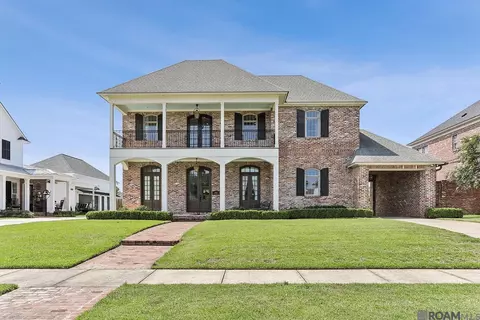 13013 W Waterside Dr, Baton Rouge, LA 70818
