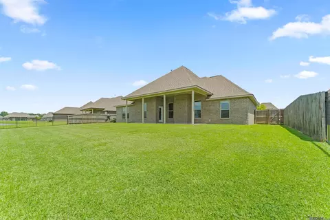 Exterior - 4849 Trial Dr, Addis, LA 70710 photo 3 of 4