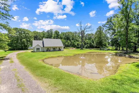16564 Old Settlement Rd, Zachary, LA 70791 photo 1