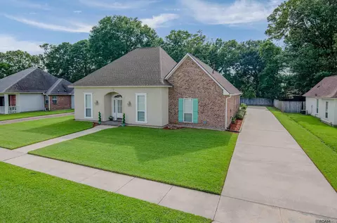 5608 Tennyson Dr, Baton Rouge, LA 70817