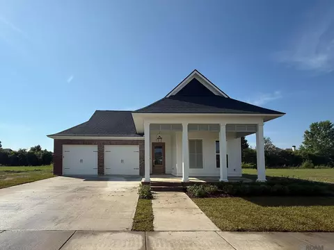 2711 Shore Side Ave, Baton Rouge, LA 70810