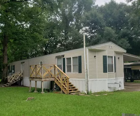 15064 W Beaver Dr, Pride, LA 70770 photo 2