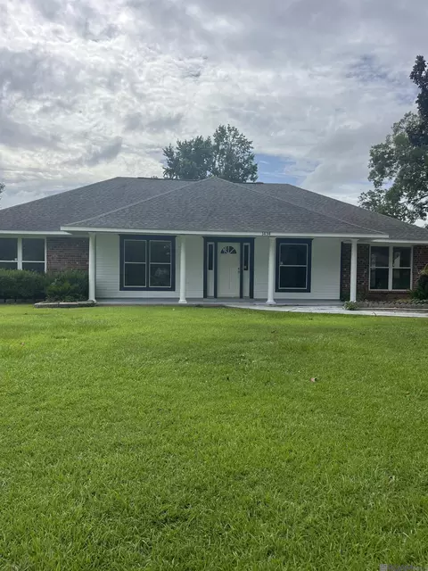 1434 Charing Cross Dr, Baton Rouge, LA 70810