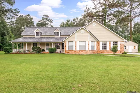 15364 Carlou Dr, Ponchatoula, LA 70454