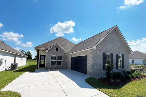 17227 Tidewater Ln, Baton Rouge, LA 70810