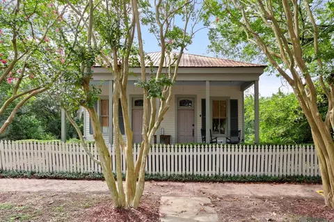 11808 Ferdinand St, Saint Francisville, LA 70775