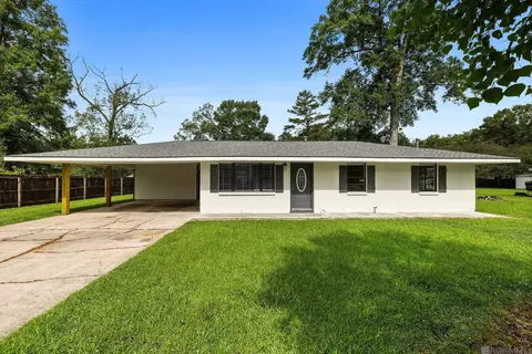 10061 Moss Lea Dr, Baton Rouge, LA 70818