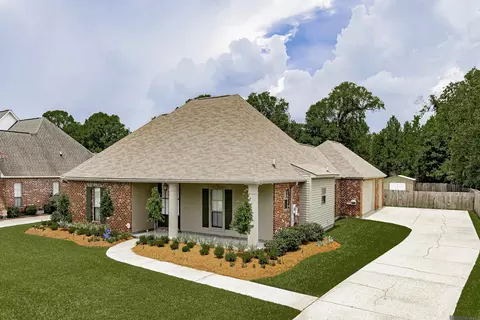Exterior - 13351 Sunny Ln, Walker, LA 70785 photo 7 of 7