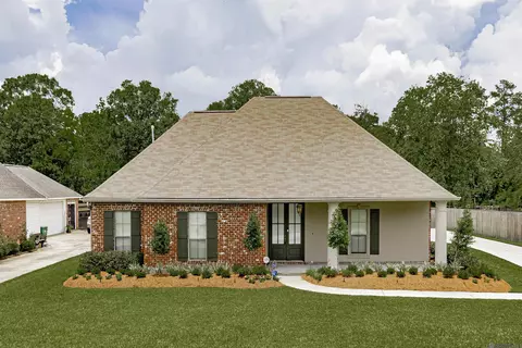 Exterior - 13351 Sunny Ln, Walker, LA 70785 photo 1 of 7