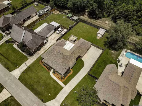 View/Area - 13351 Sunny Ln, Walker, LA 70785 photo 3 of 5