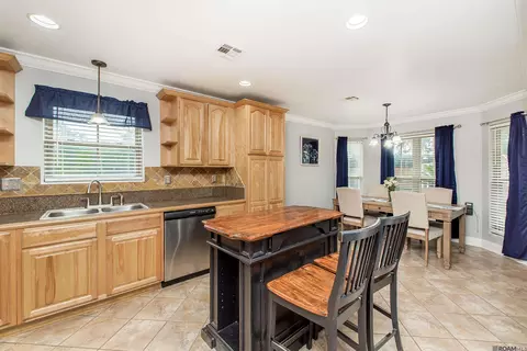 Kitchen - 142 Fox Trot Ln, Sunset, LA 70584 photo 4 of 4