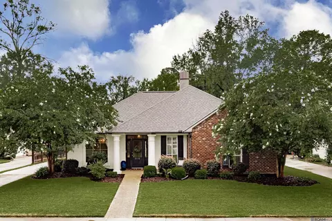 2112 Oakcliff Dr, Baton Rouge, LA 70810