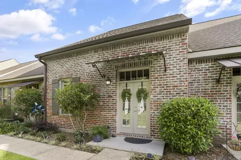 13797 Azalea Dr, Saint Francisville, LA 70775