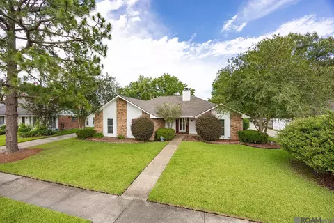 6415 Chaucer Dr, Baton Rouge, LA 70817