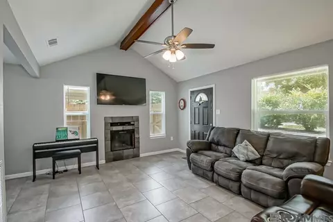 7391 Homer Knost Rd, Denham Springs, LA 70706