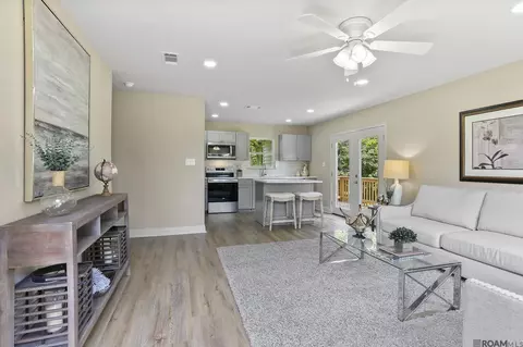 11279 La Hwy 22, Saint Amant, LA 70774